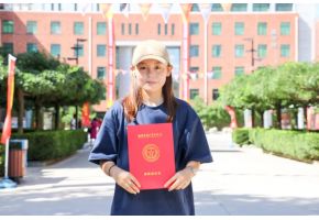 女子插b视频【新生报到】“北音温度”助力梦想起航！